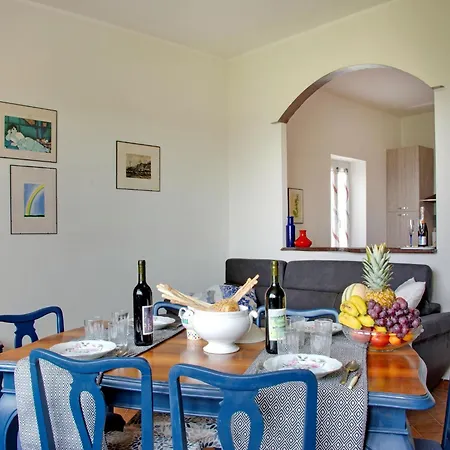 In Casale With Panoramic Vineyard Views, Cleaning Included Feriehus *