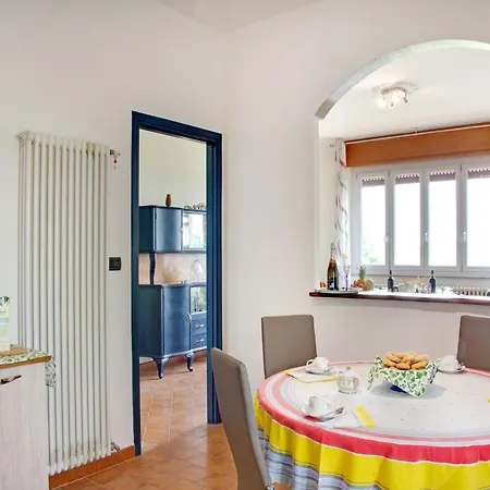 In Casale With Panoramic Vineyard Views, Cleaning Included
