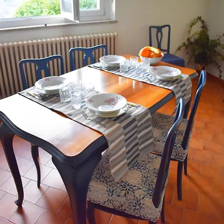 Сasa de vacaciones In Casale With Panoramic Vineyard Views, Cleaning Included *
